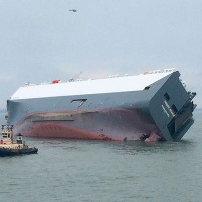 Hoegh Osaka tipped ship